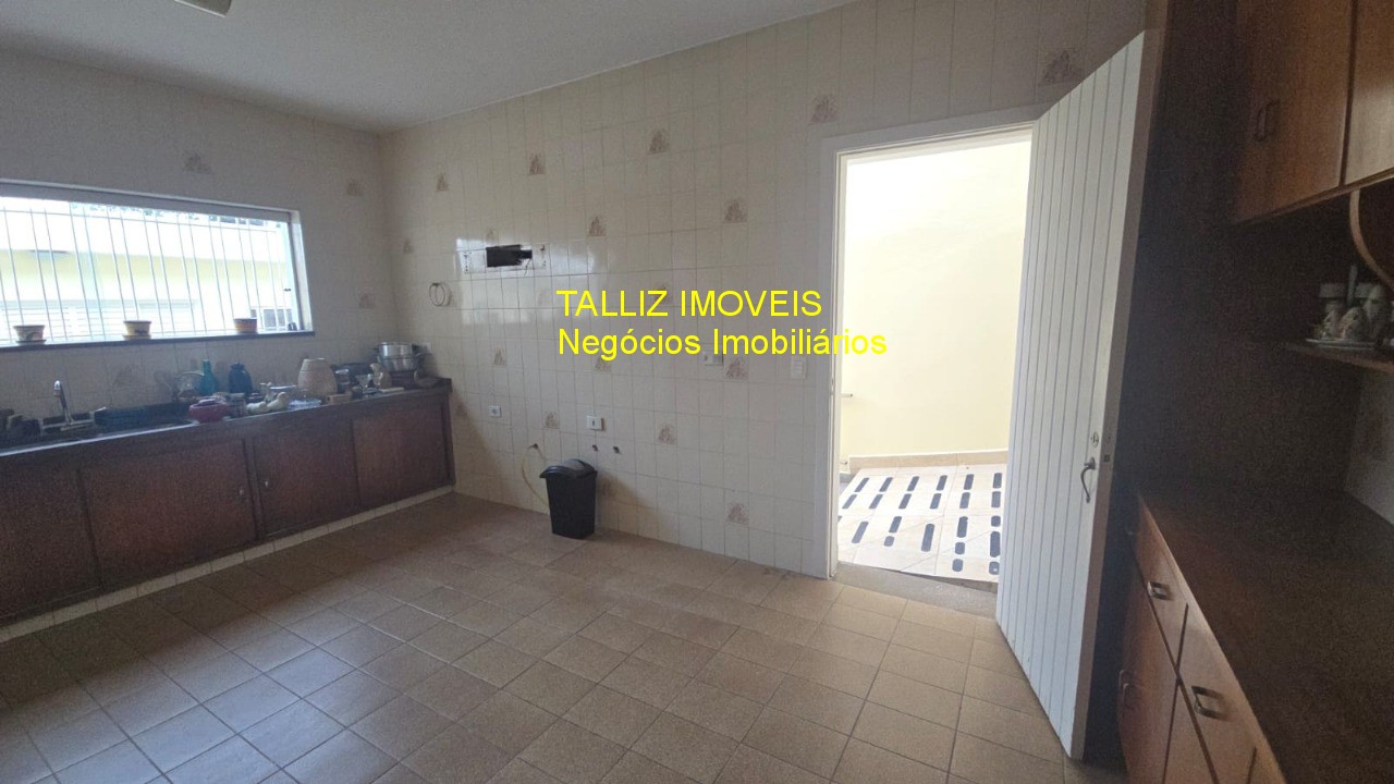 Casa, 3 quartos, 285 m² - Foto 16