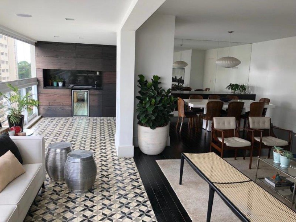 Apartamento com 4 suítes 4 vagas a venda no Panamby