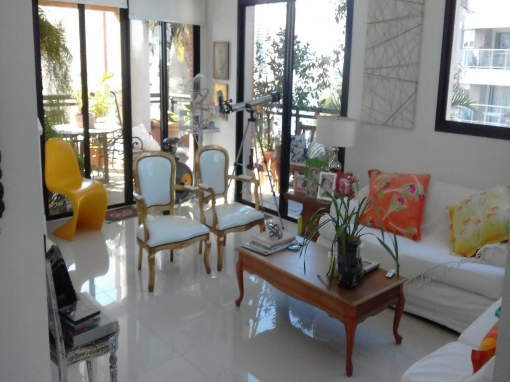 Apartamento com 4 suítes 3 vagas a venda no Panamby