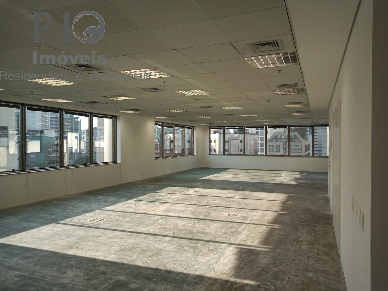 Sala com 196M² 6 vagas a venda na Vila Olímpia