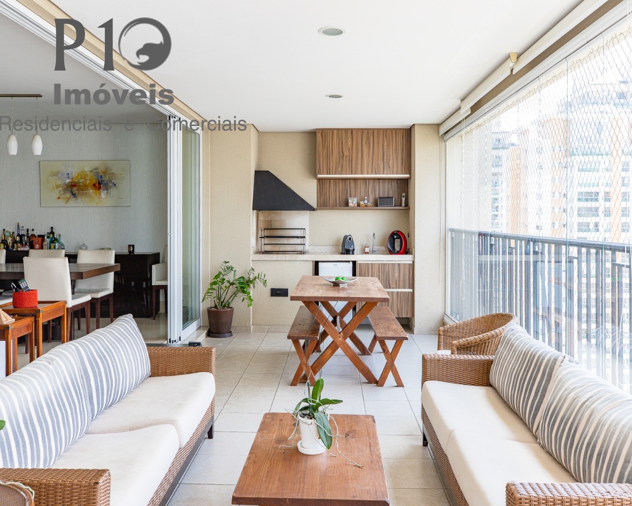 Apartamento com 4 suites 4 vagas a venda no Campo Belo