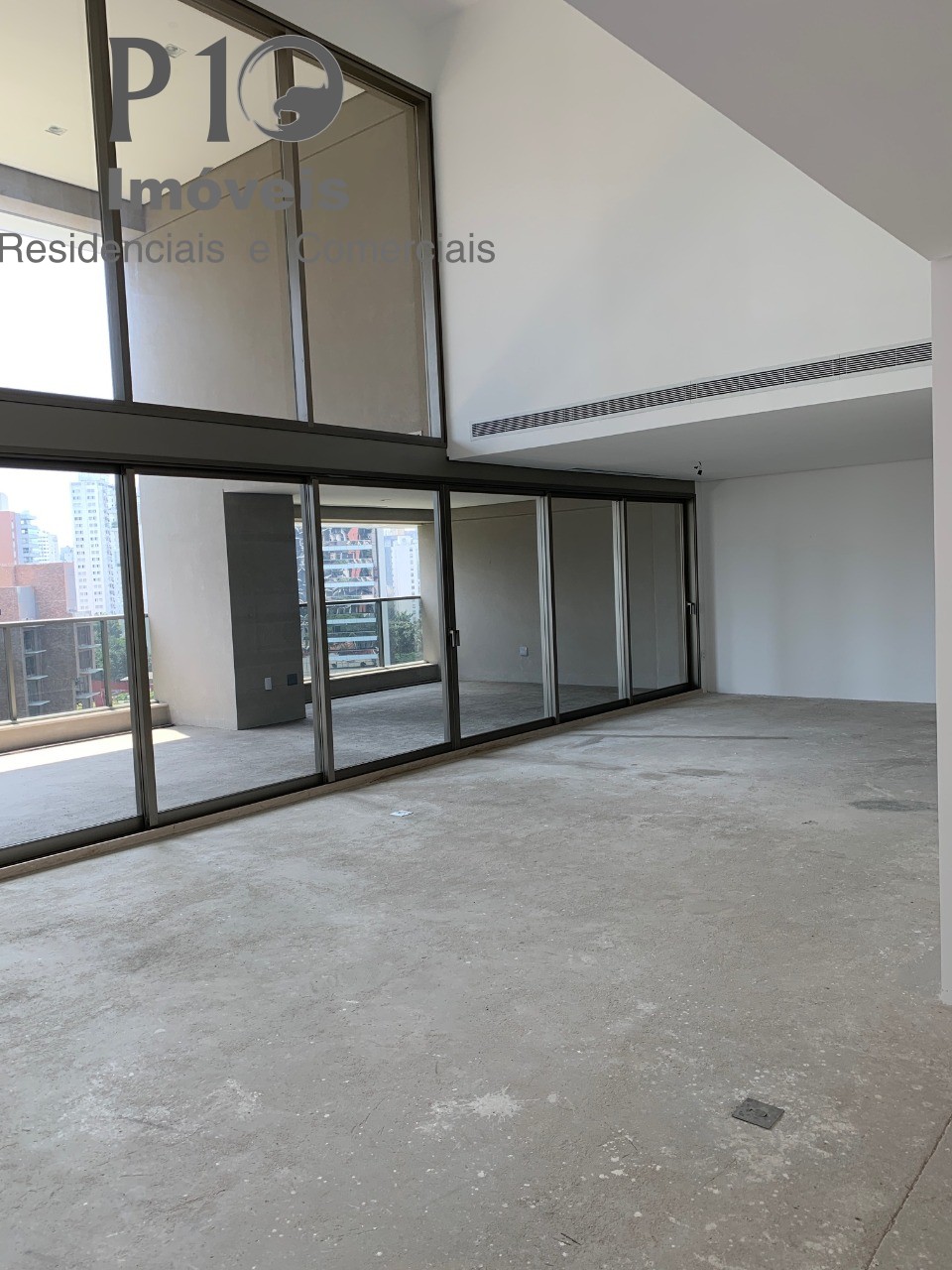 Apartamento com 4 suites 4 vagas a venda na Vila Olímpia