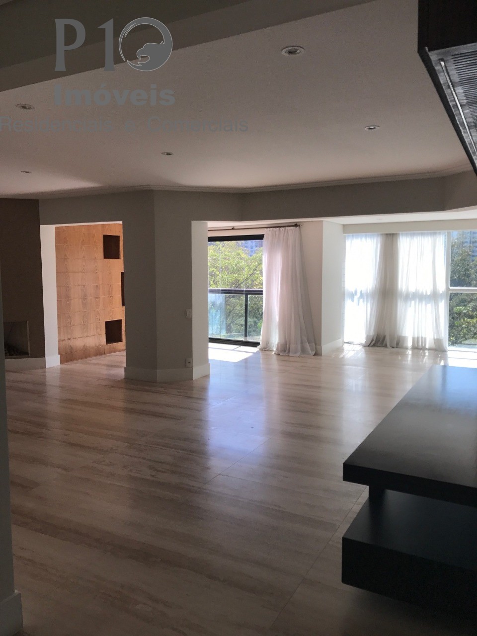 Apartamento com 3 suítes 3 vagas a venda no Panamby