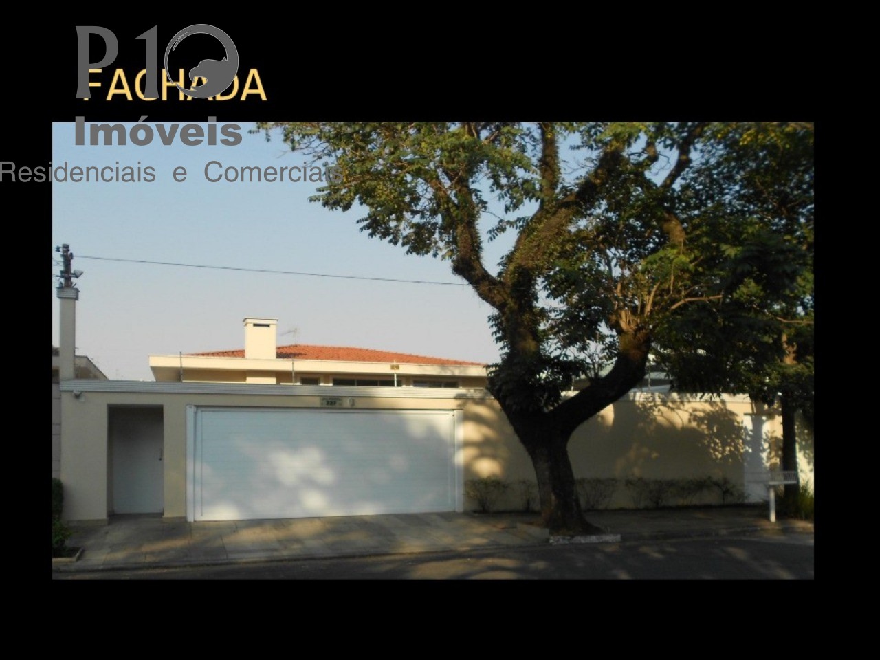 Casa sobrados com 463m2 4 dormitórios sendo eles 4 suítes, 6 banheiros, 5 vagas a Venda no Morumbi