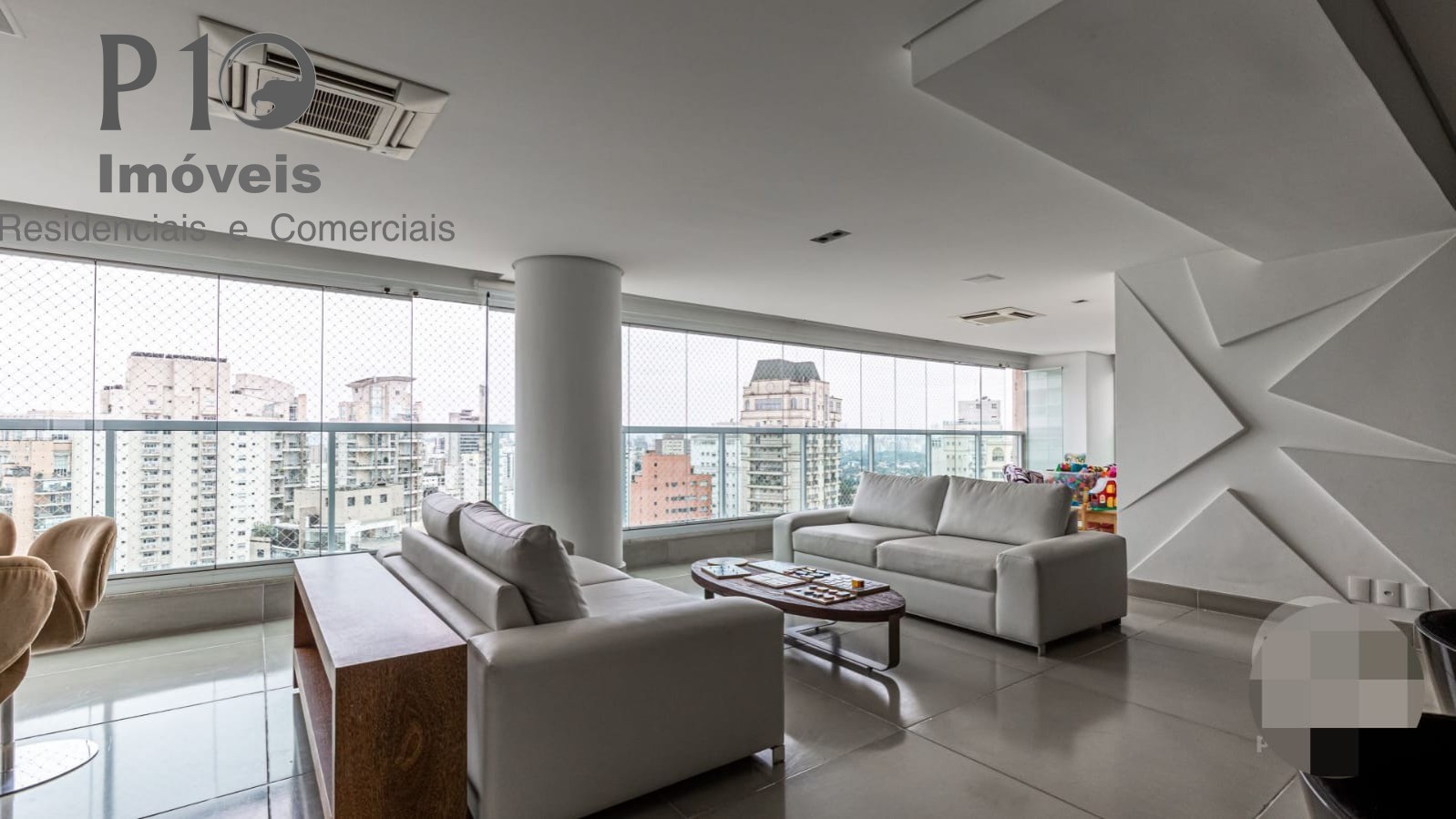 Apartamento com 3 suítes 4 vagas para locação em Moema