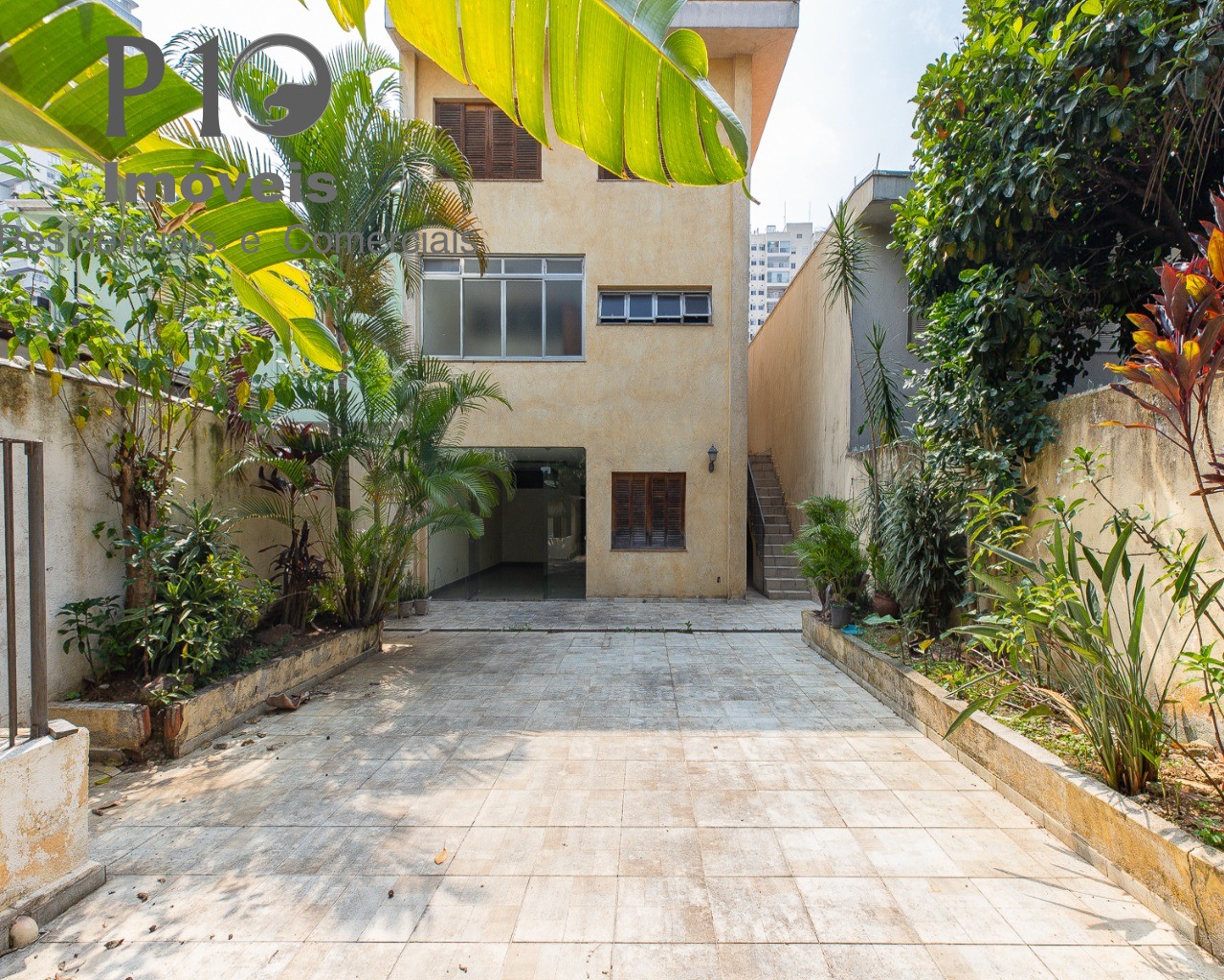 Casa com 4 suites 6 vagas a venda na Vila Ipojuca