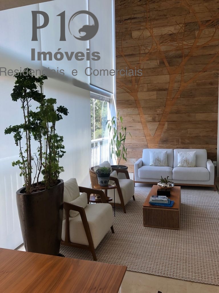 Apartamento com 4 suítes 4 vagas a venda no Morumbi