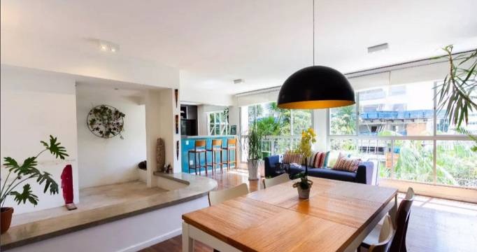 Apartamento com 2 dormitórios 1 vaga a venda em Moema