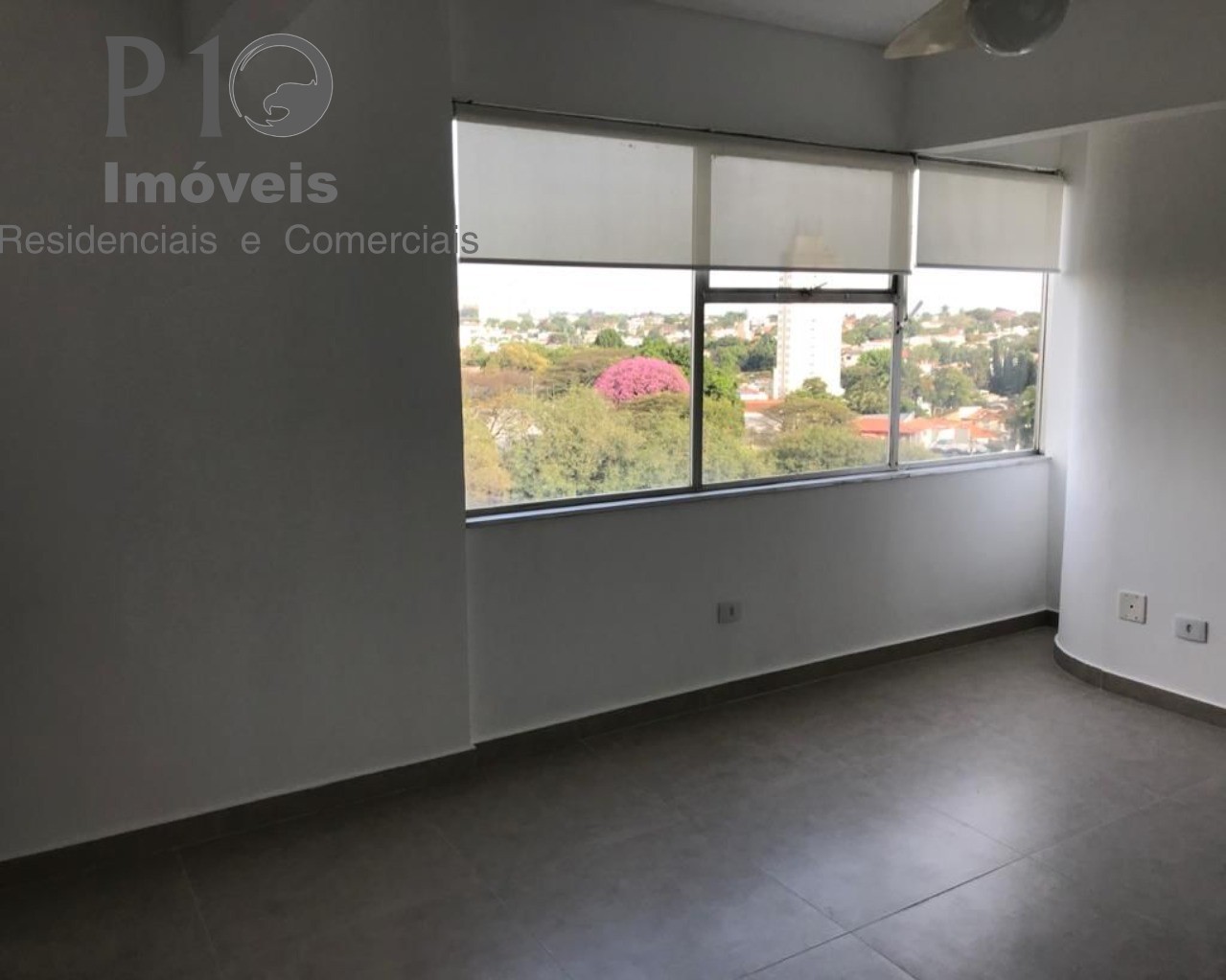 Apartamento com 3 dormitórios 1 vaga a venda em Moema