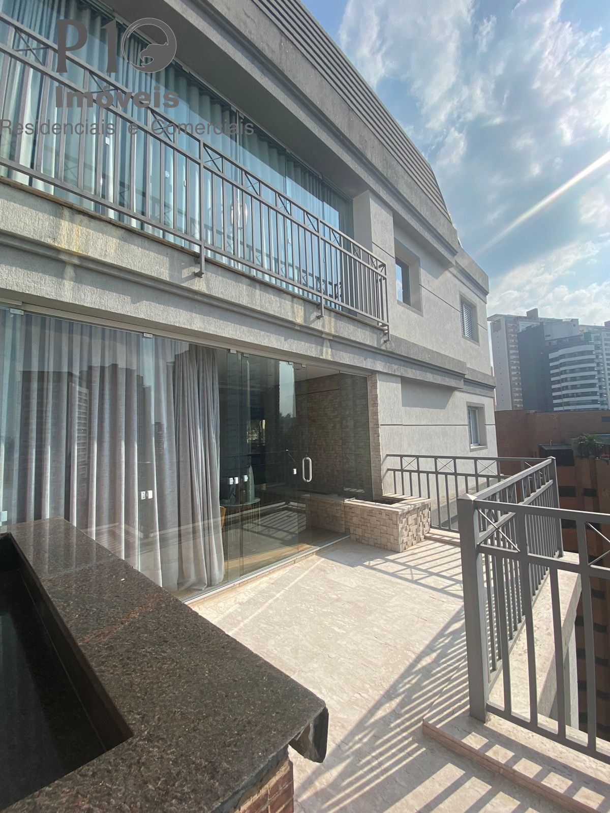 Cobertura Duplex com 4 suítes 4 vagas a venda no Panamby