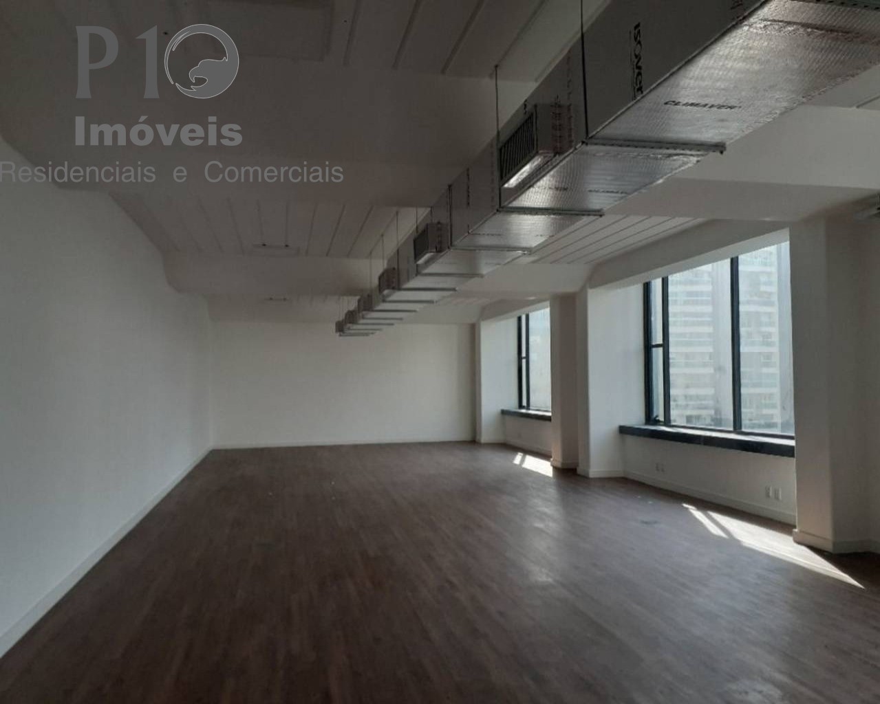 Sala comercial a venda na Vila Olímpia