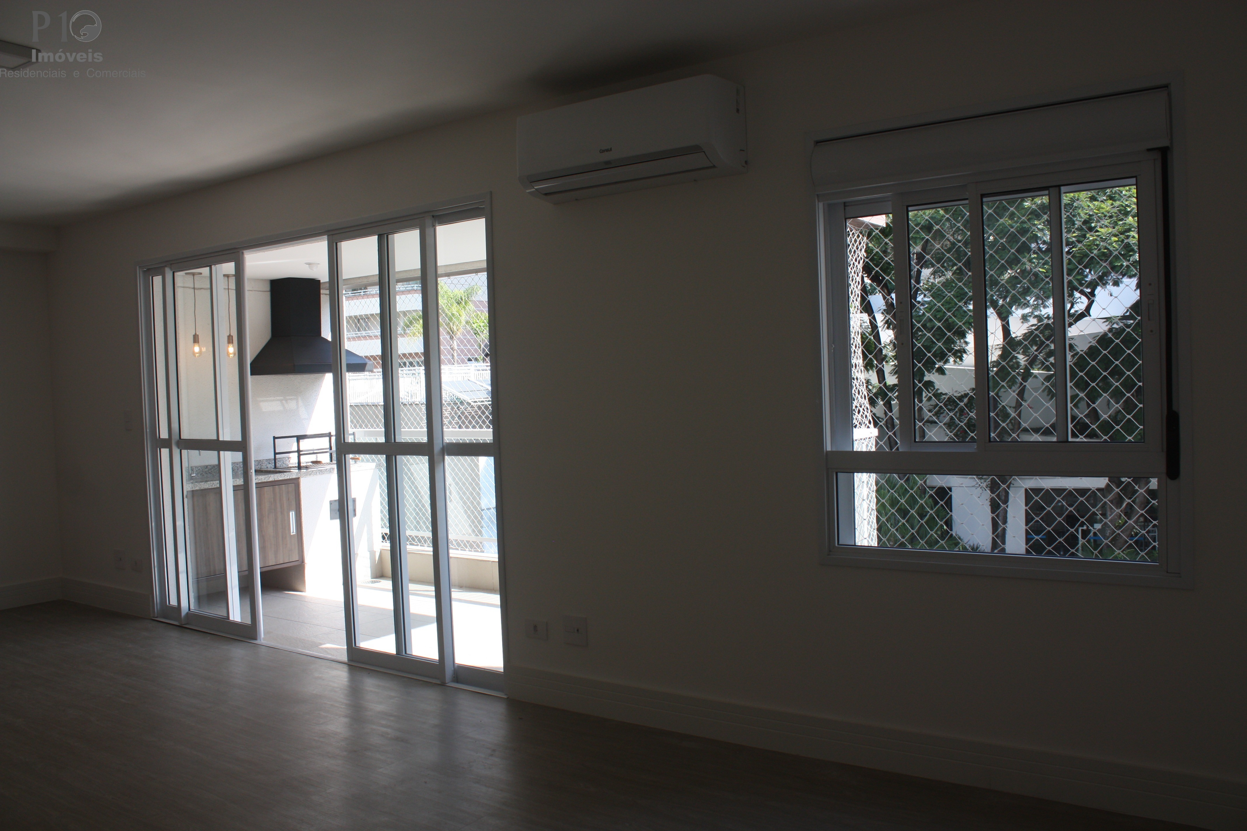 Apartamento com 3 suítes 3 vagas a venda no Real Parque