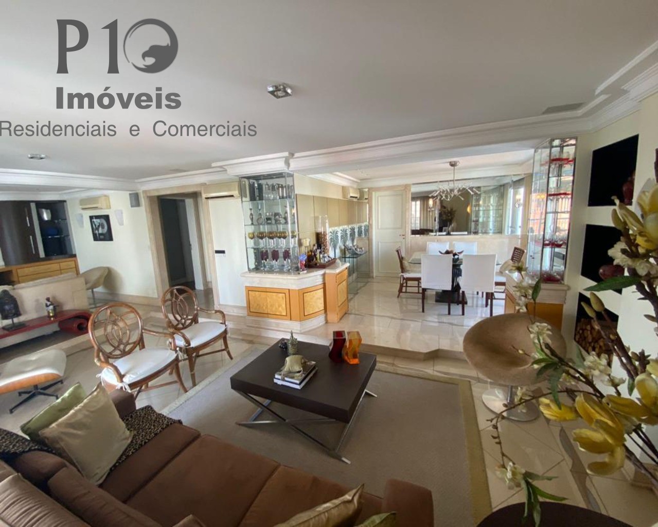 Apartamento com 2 suítes 4 vagas a venda no Campo Belo
