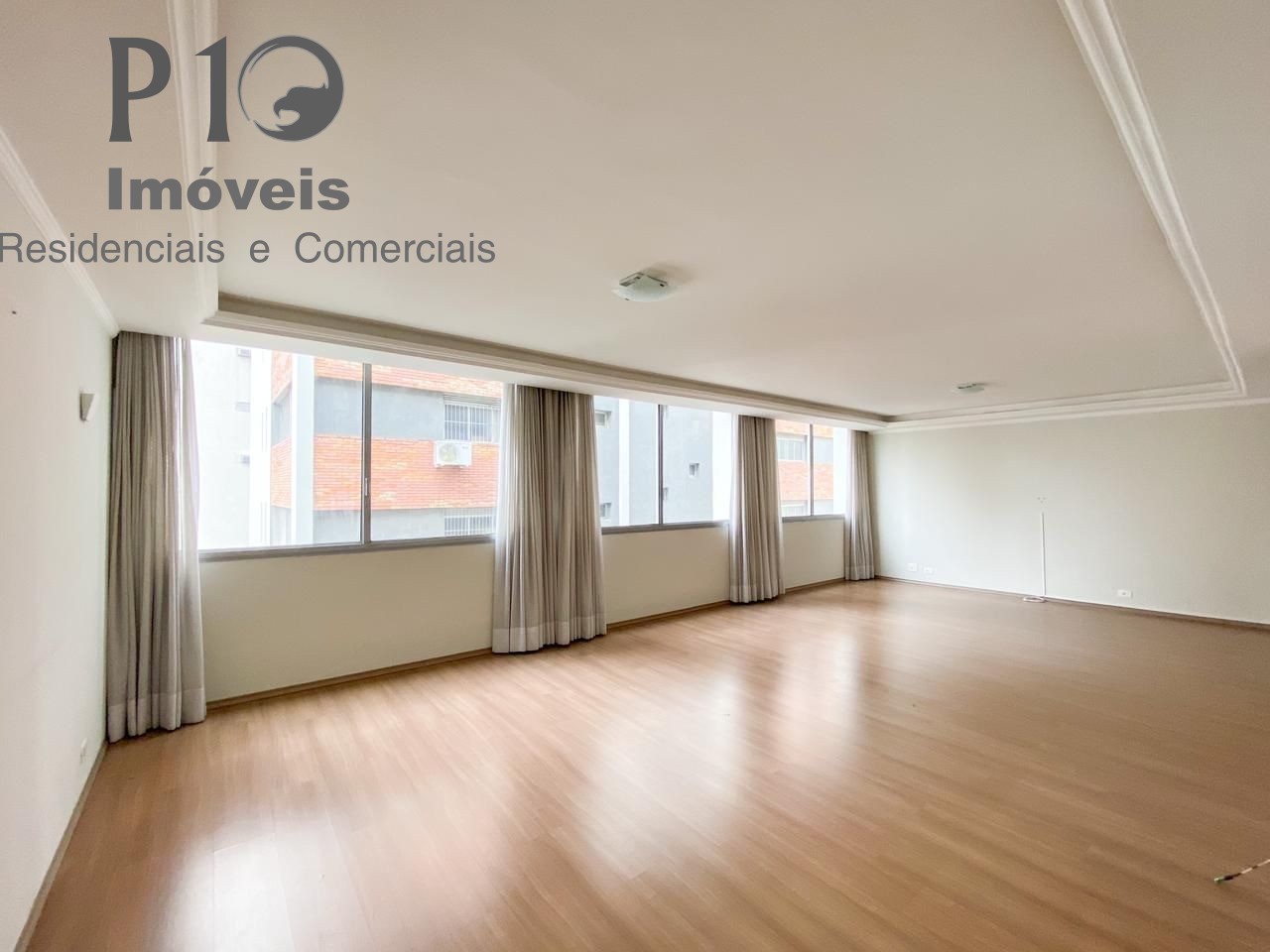 Apartamento com 3 dormitórios a venda no Itaim Bibi