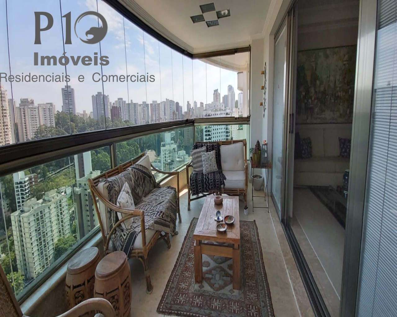 Apartamento com 3 suítes 6 vagas a venda na Vila Andrade