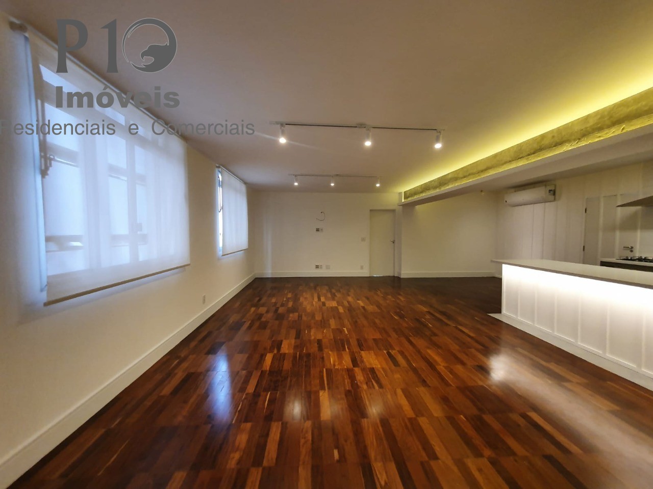 Apartamento com 3 dormitórios 2 vagas a venda no Jardim Paulista