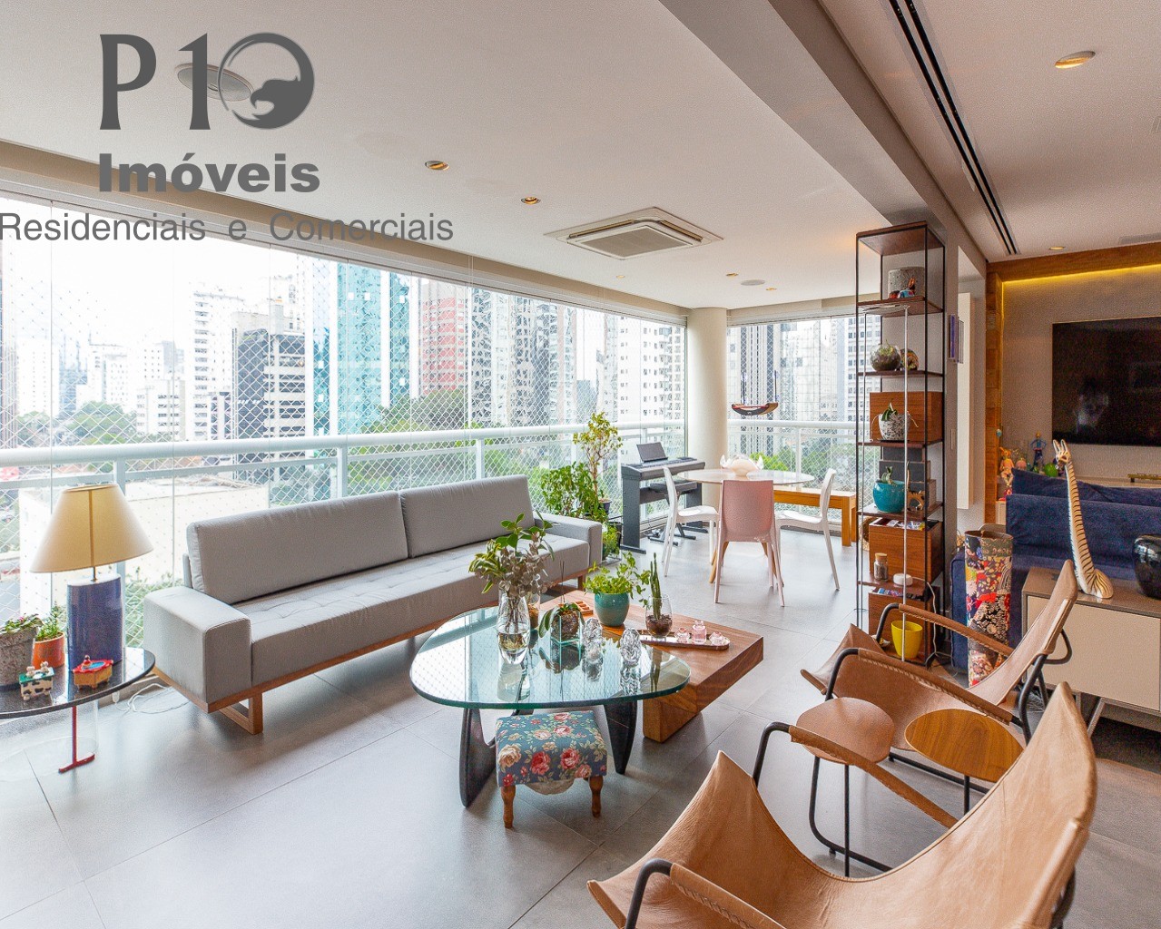 Apartamento com 3 suítes 3 vagas a venda no Itaim Bibi