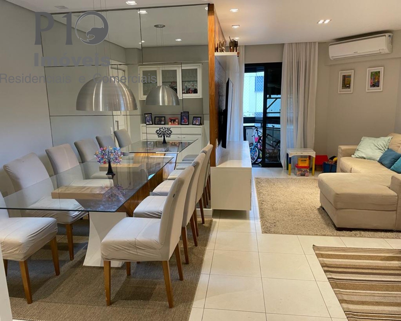Apartamento com 3 dormitórios 2 vagas a venda em Moema