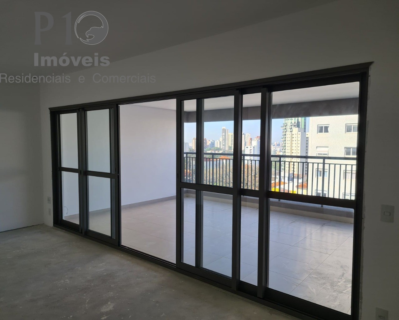 Apartamento com 3 suítes 2 vagas a venda na Mooca