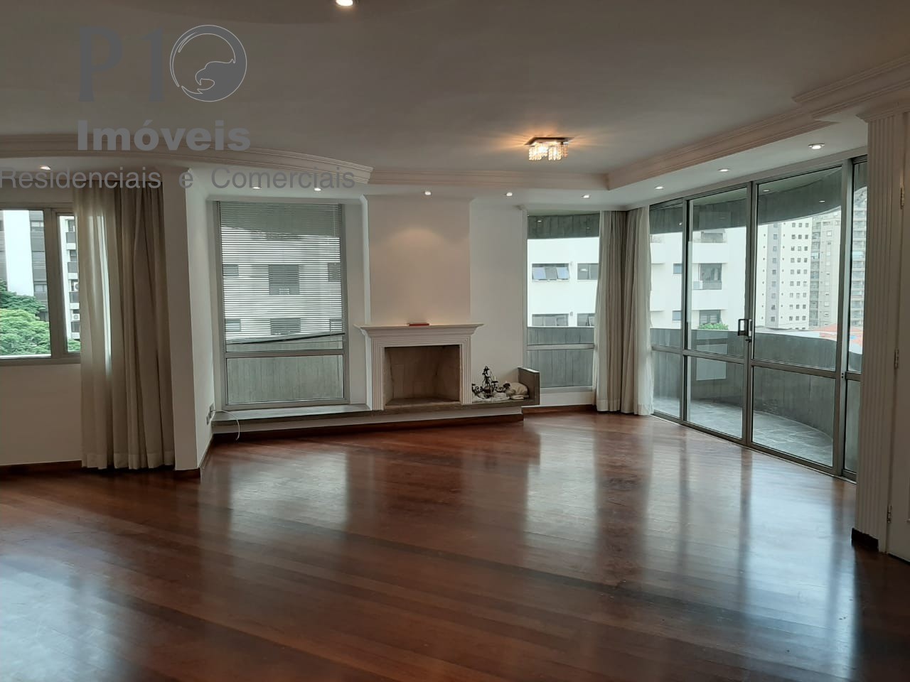 Apartamento com 3 suítes 2 vagas a venda na Vila Nova Conceição