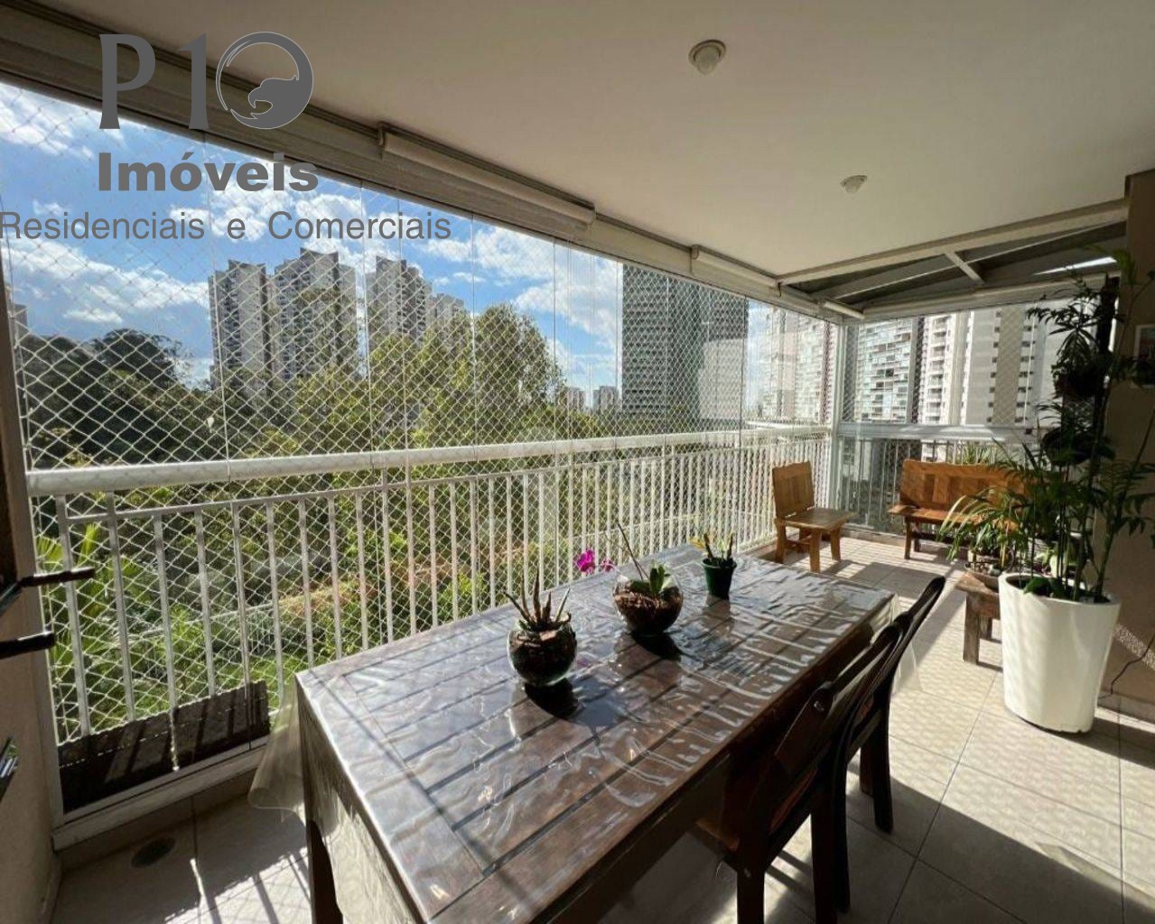 Apartamento com 3 dormitórios 2 vagas a venda na Vila Andrade