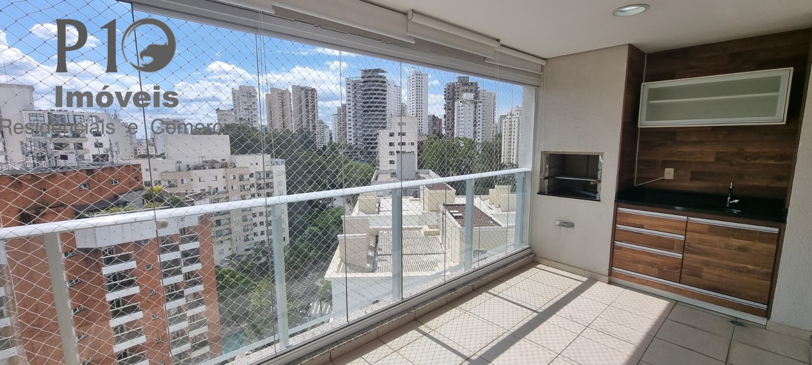 Apartamento com 3 dormitórios 2 vagas a venda no Morumbi