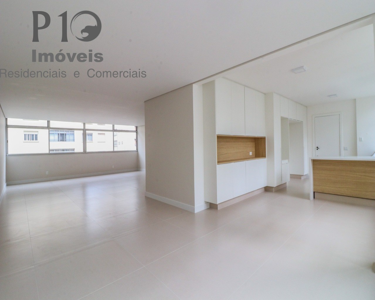 Apartamento com 3 suites 3 vagas a venda na Santa Cecília
