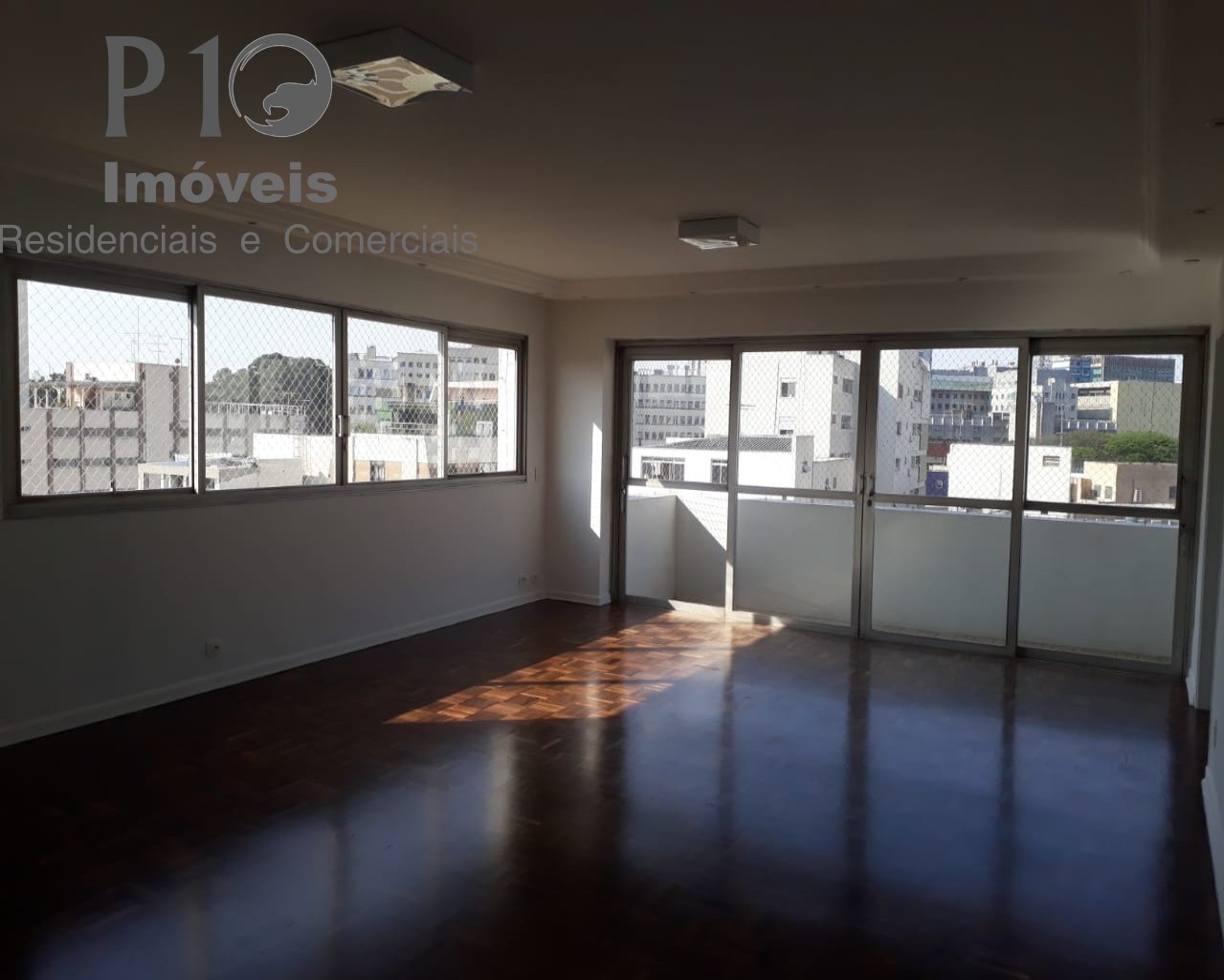 Apartamento com 3 dormitórios a venda em Pinheiros