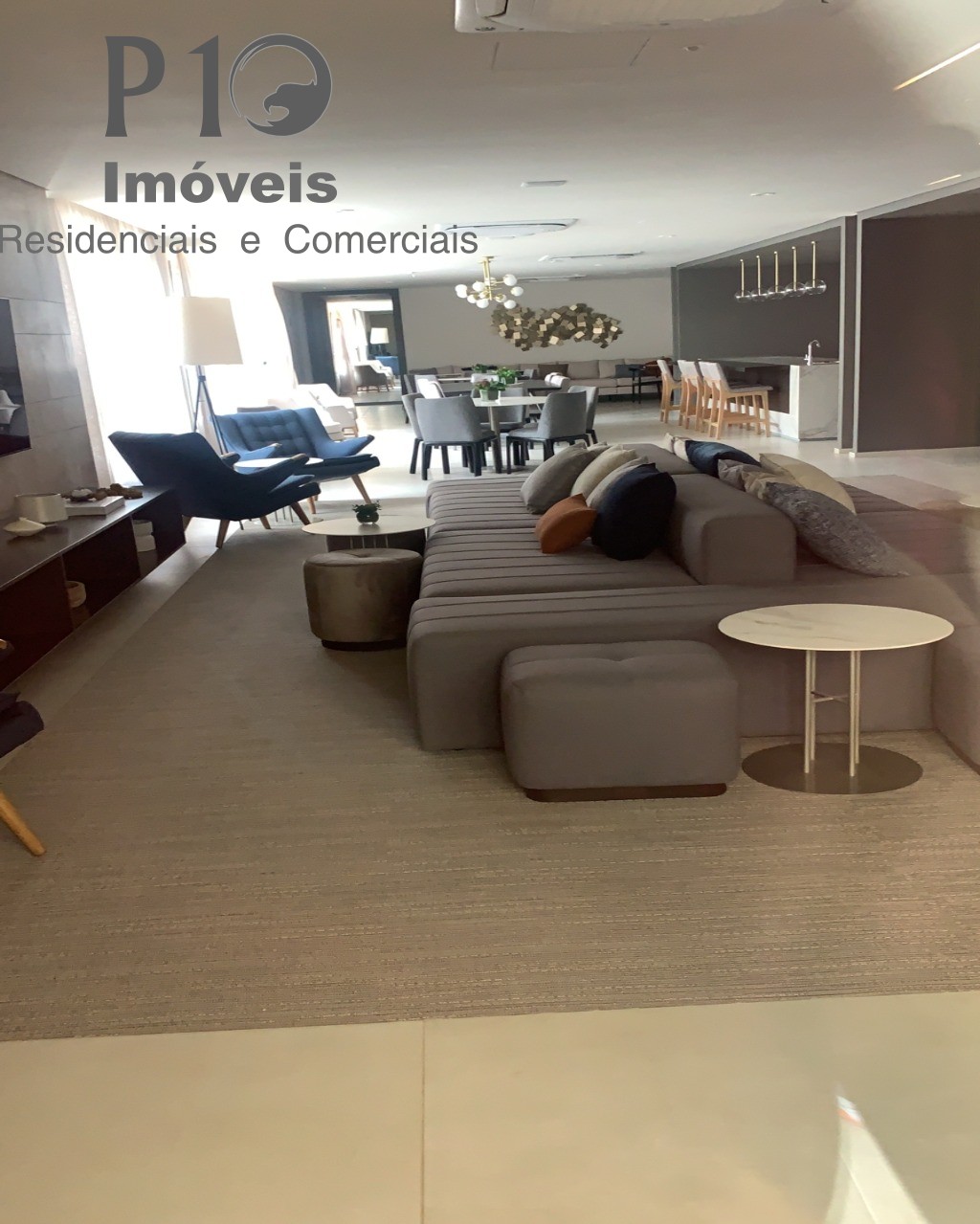 Apartamento com 4 dormitórios 2 vagas a venda no Campo Belo