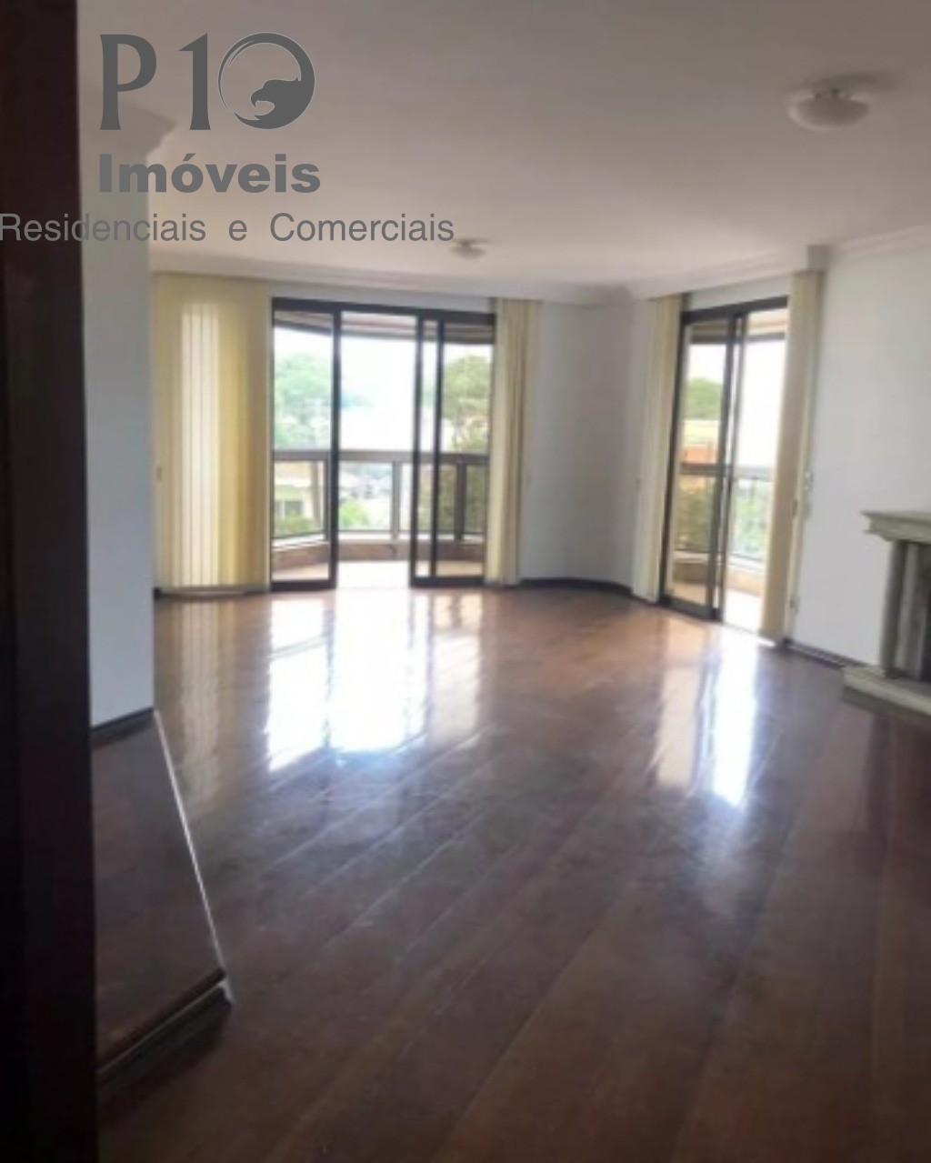 Apartamento com 3 suítes 3 vagas a venda no Campo Belo