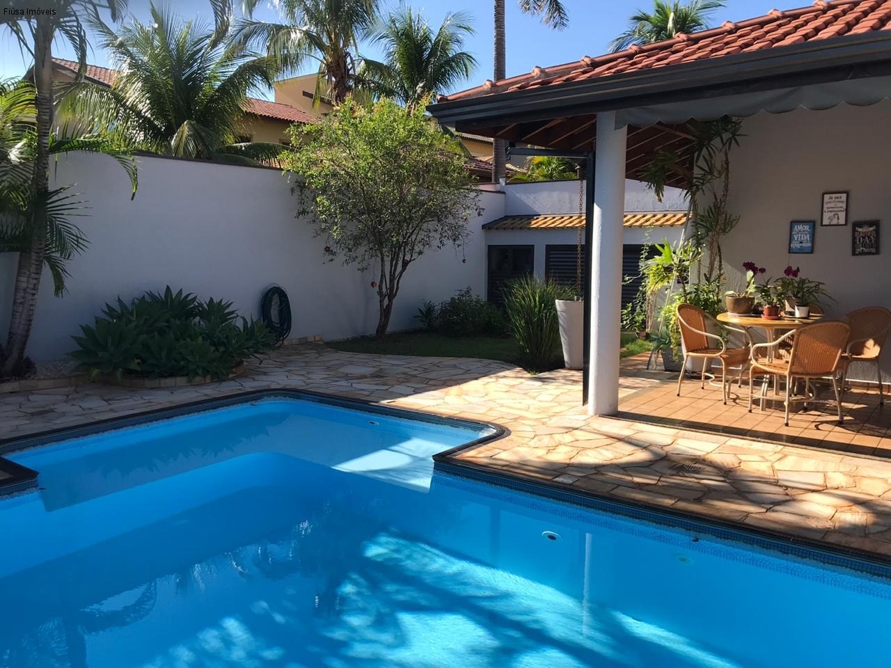 Casa, 5 quartos, 322 m² - Foto 2