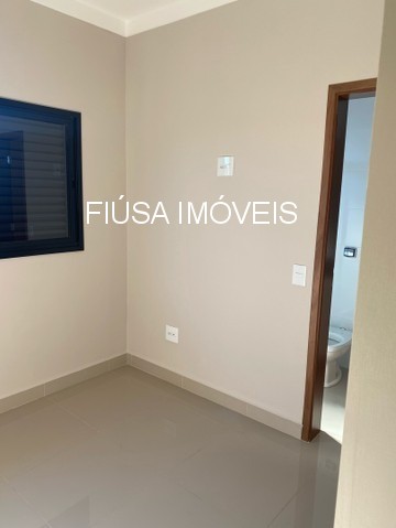 Casa, 3 quartos, 250 m² - Foto 4