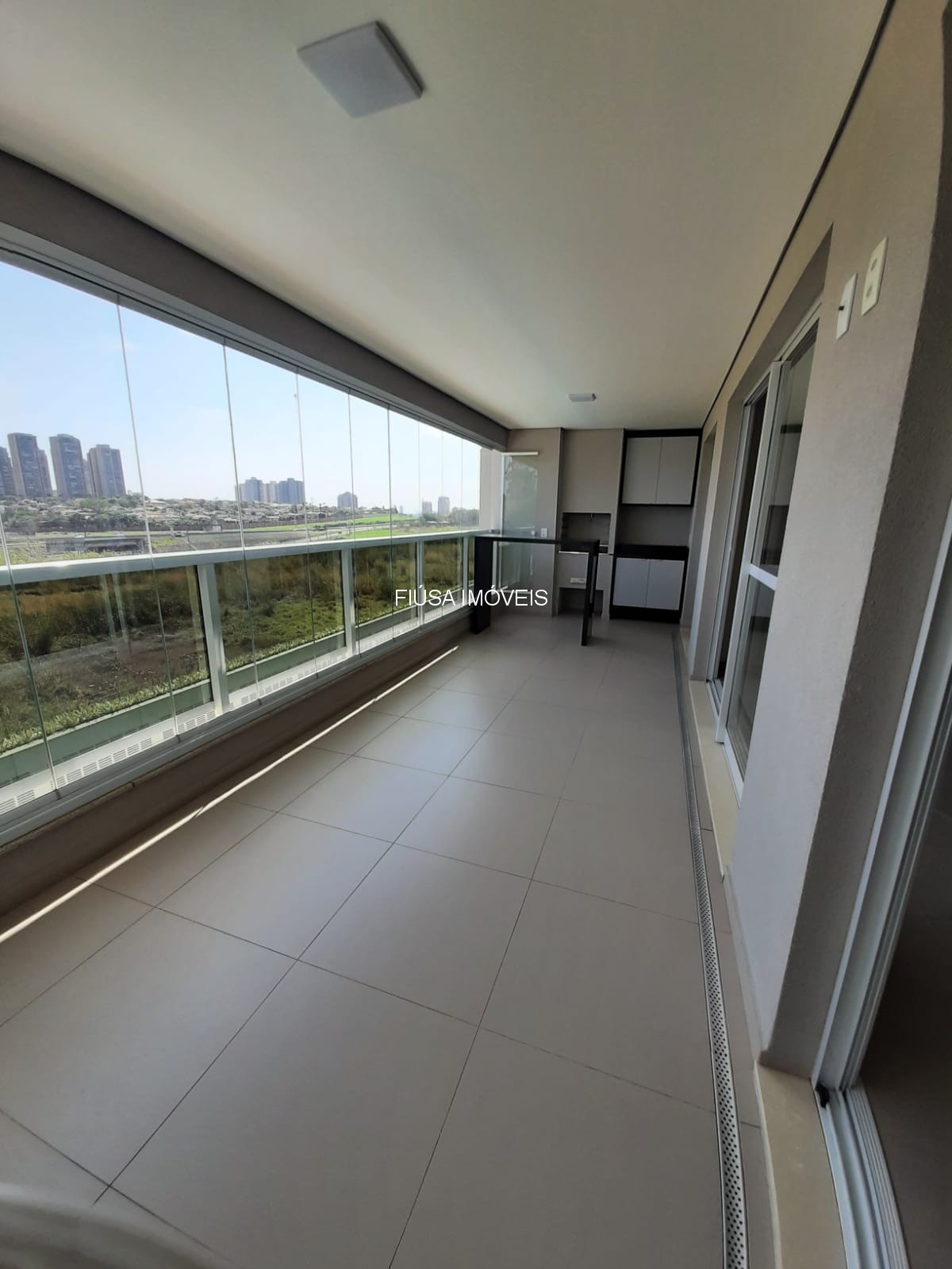Apartamento, 3 quartos, 132 m² - Foto 2