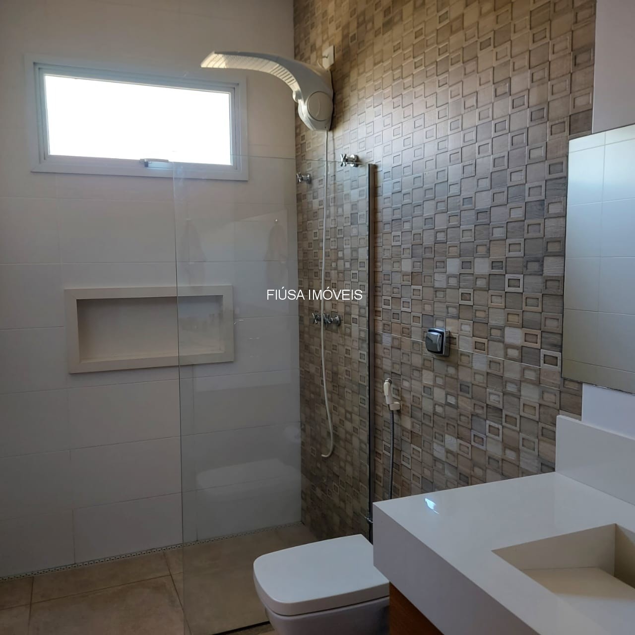 Casa, 3 quartos, 330 m² - Foto 4