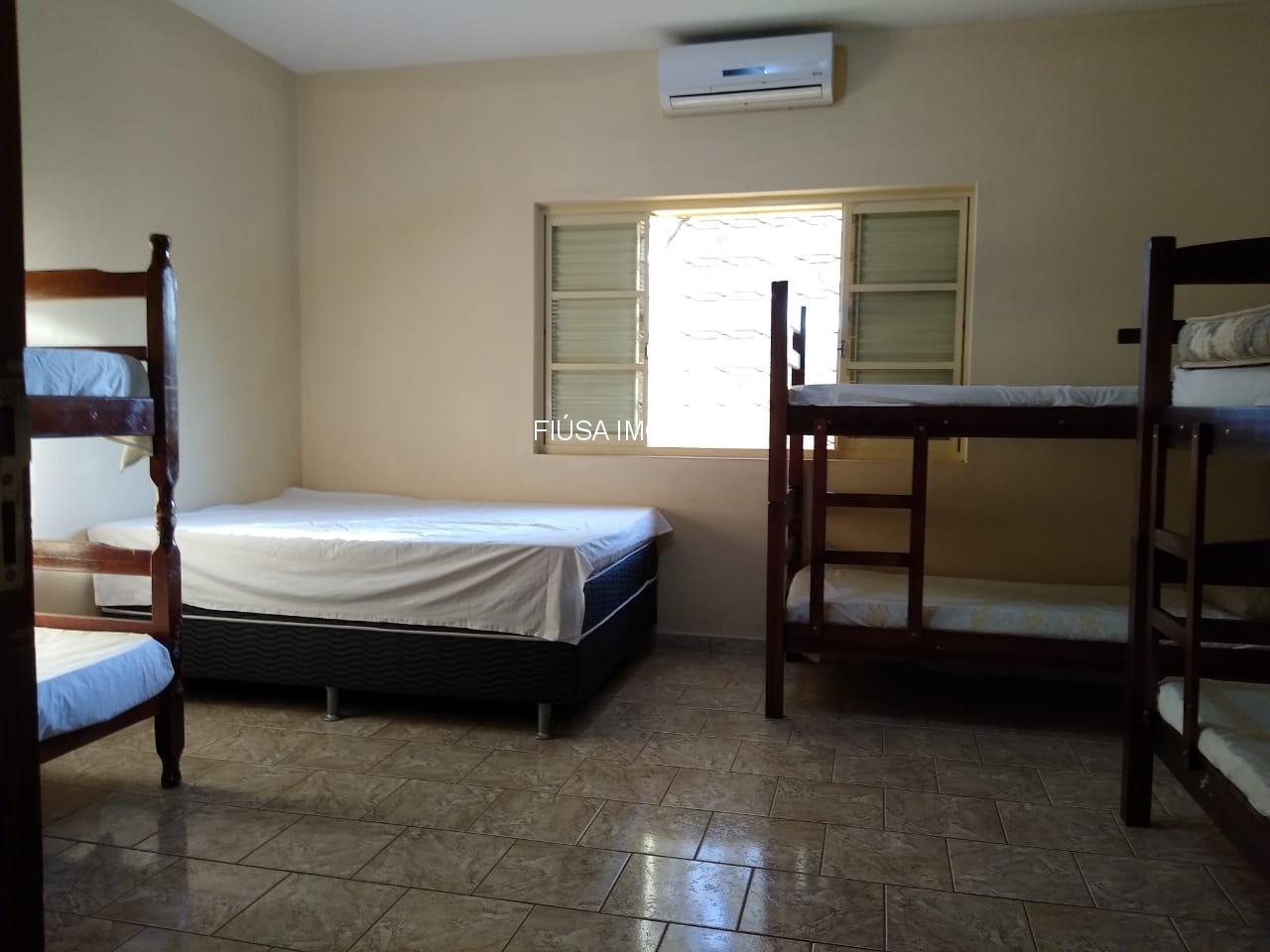Fazenda, 2 quartos - Foto 11