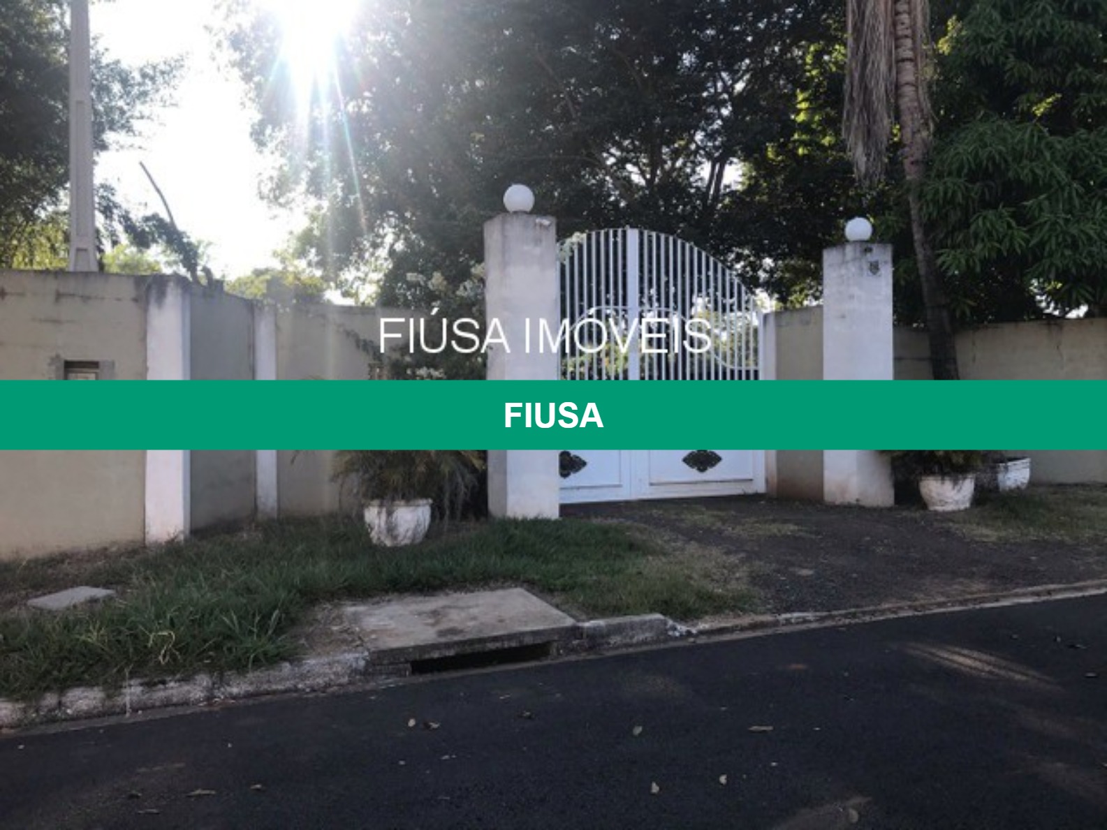 Casa, 3 quartos, 2200 m² - Foto 1