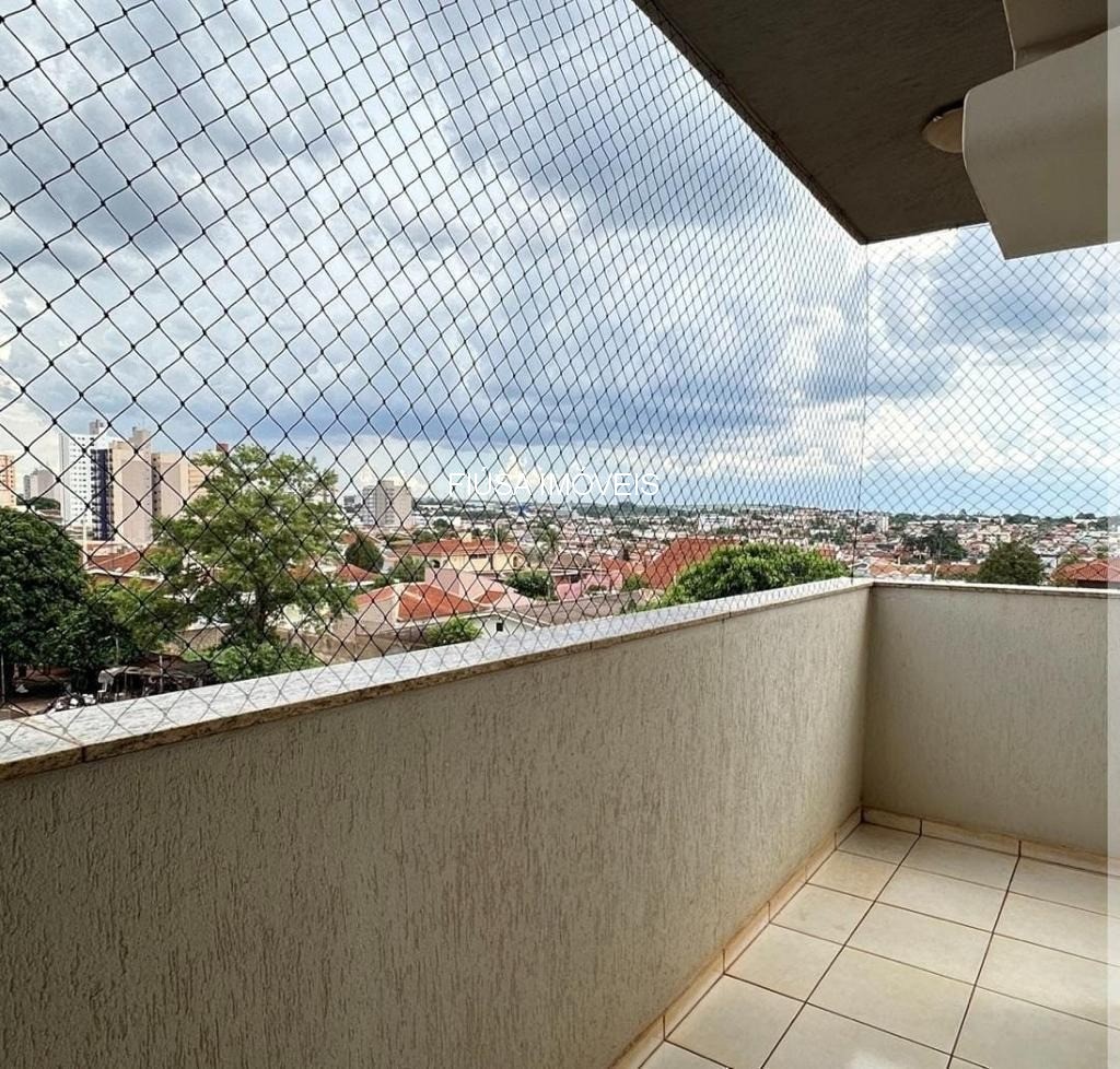 Apartamento, 3 quartos, 137 m² - Foto 2