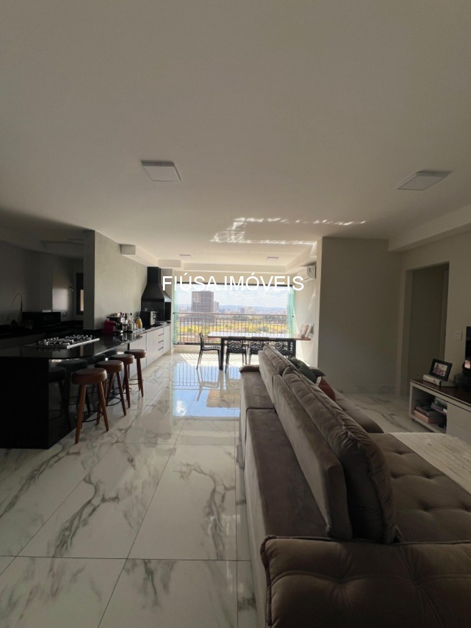 Apartamento, 3 quartos, 110 m² - Foto 1