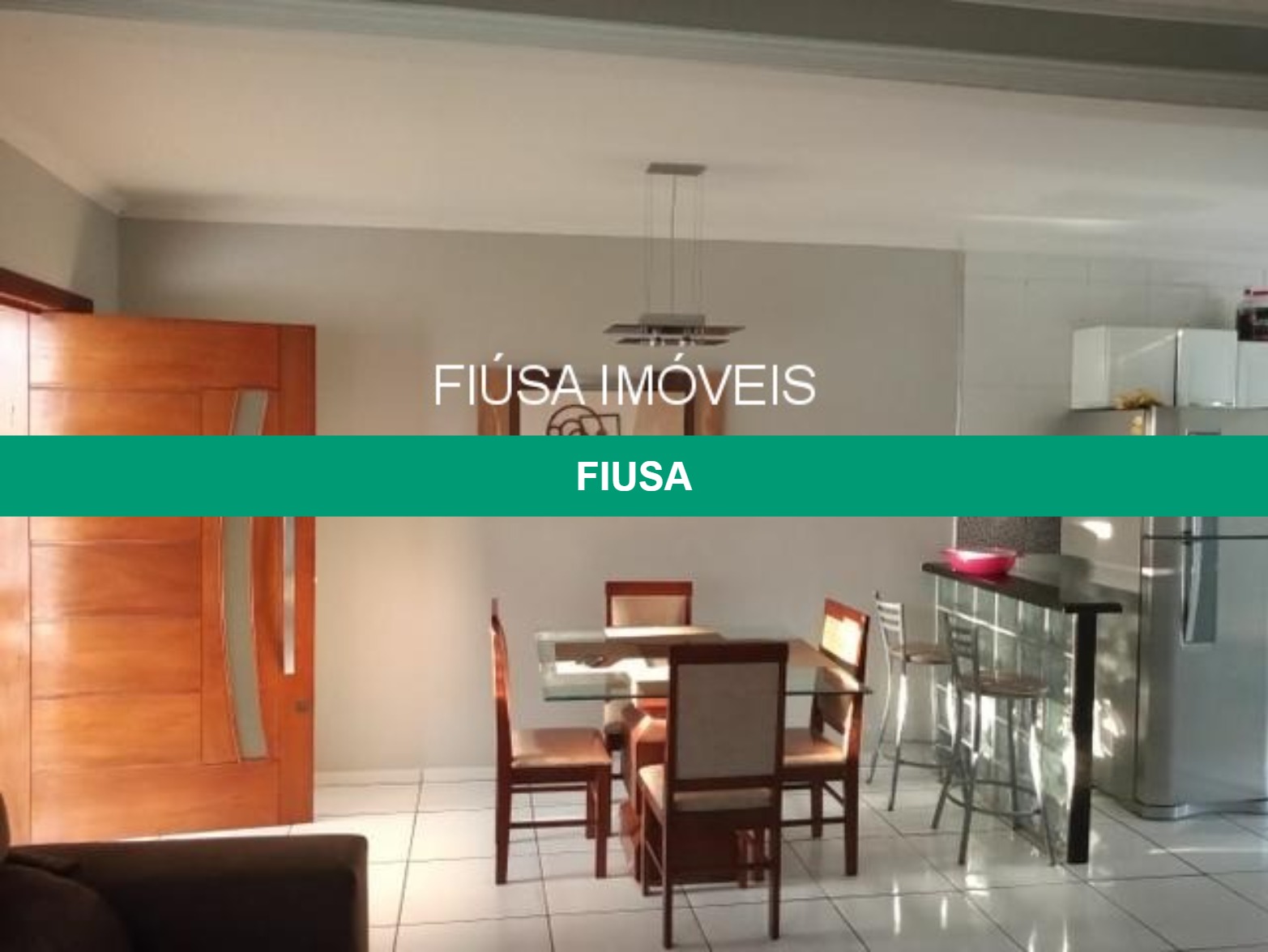 Casa, 3 quartos, 201 m² - Foto 1
