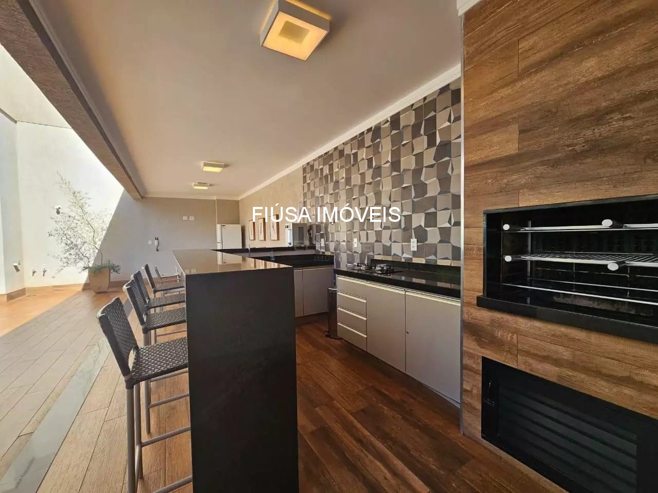 Apartamento, 3 quartos, 127 m² - Foto 2