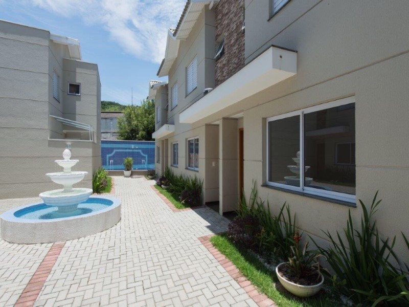Sobrado à venda com 2 quartos, 70m² - Foto 2