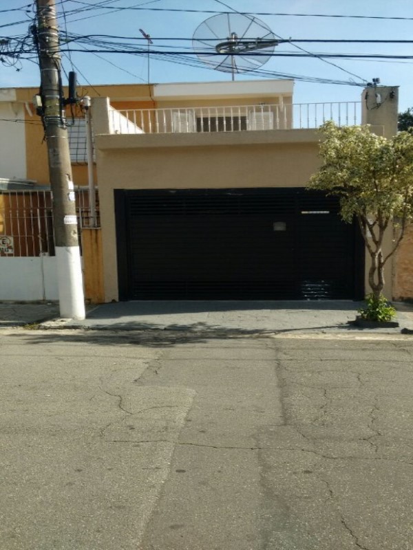 Sobrado à venda com 2 quartos, 180m² - Foto 1