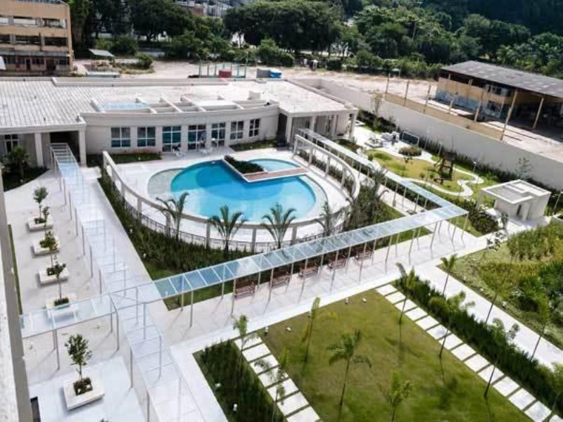 Cobertura à venda com 4 quartos, 350m² - Foto 1