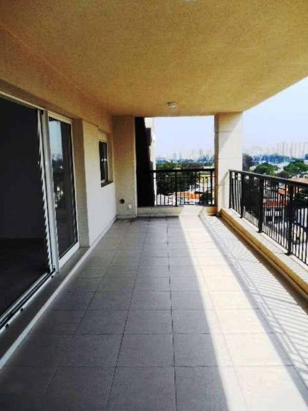 Cobertura à venda com 4 quartos, 350m² - Foto 4