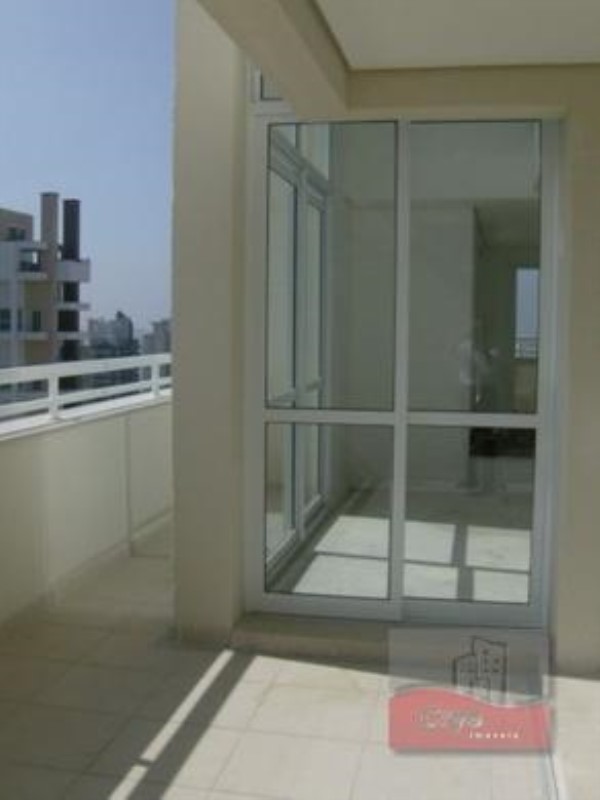 Cobertura à venda com 4 quartos, 300m² - Foto 2