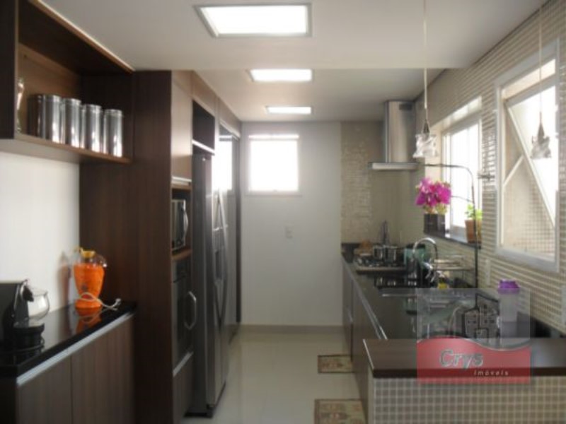 Cobertura à venda com 3 quartos, 228m² - Foto 1