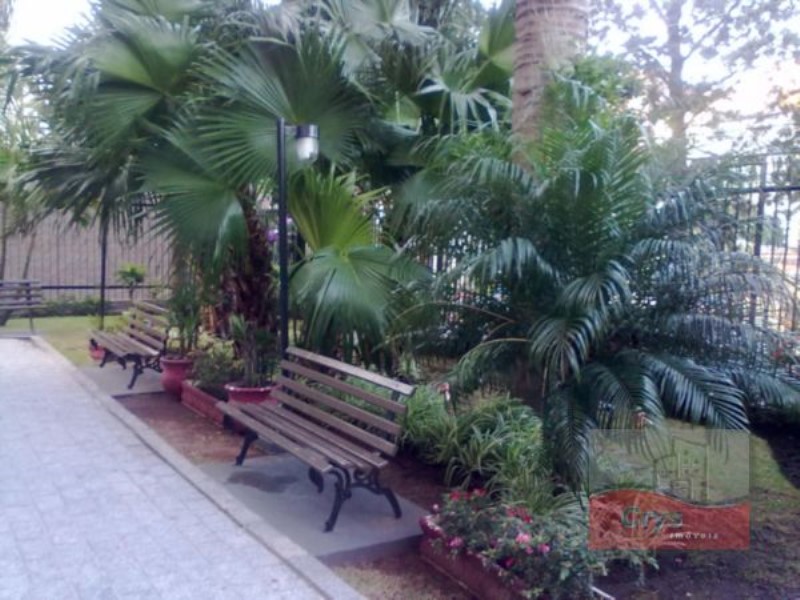 Apartamento à venda com 3 quartos, 70m² - Foto 25