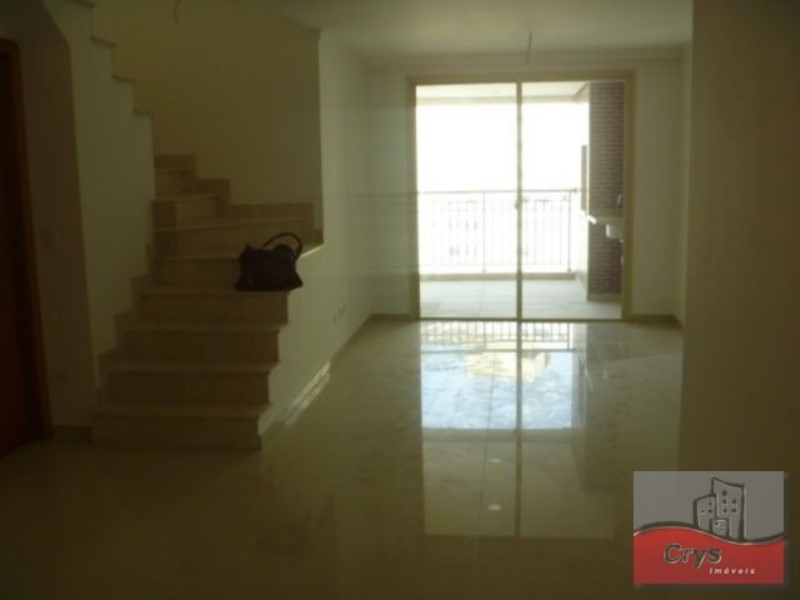 Cobertura à venda com 3 quartos, 240m² - Foto 1