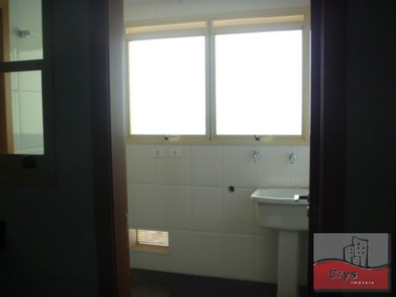 Cobertura à venda com 3 quartos, 240m² - Foto 4