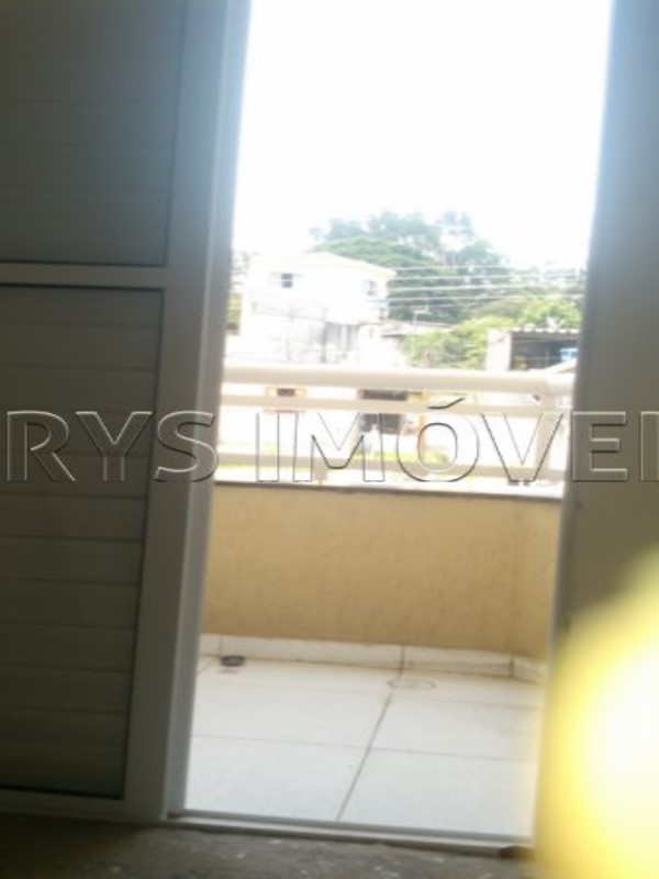 Casa à venda com 2 quartos, 85m² - Foto 10